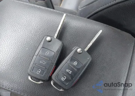 2010 Volkswagen Eos Komfort from USA, damaged, VIN WVWAA7AH1AV011561